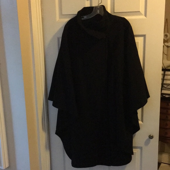 Beekman Place New Jackets & Blazers - Cape Black Wool Beekman Place NY